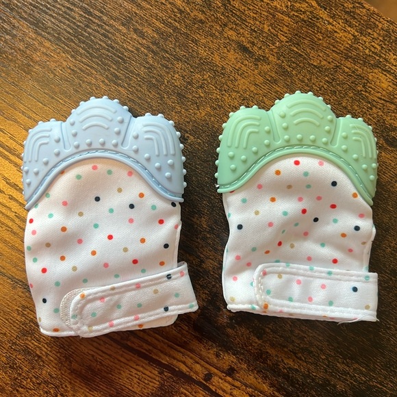 Other - Teething mittens #70